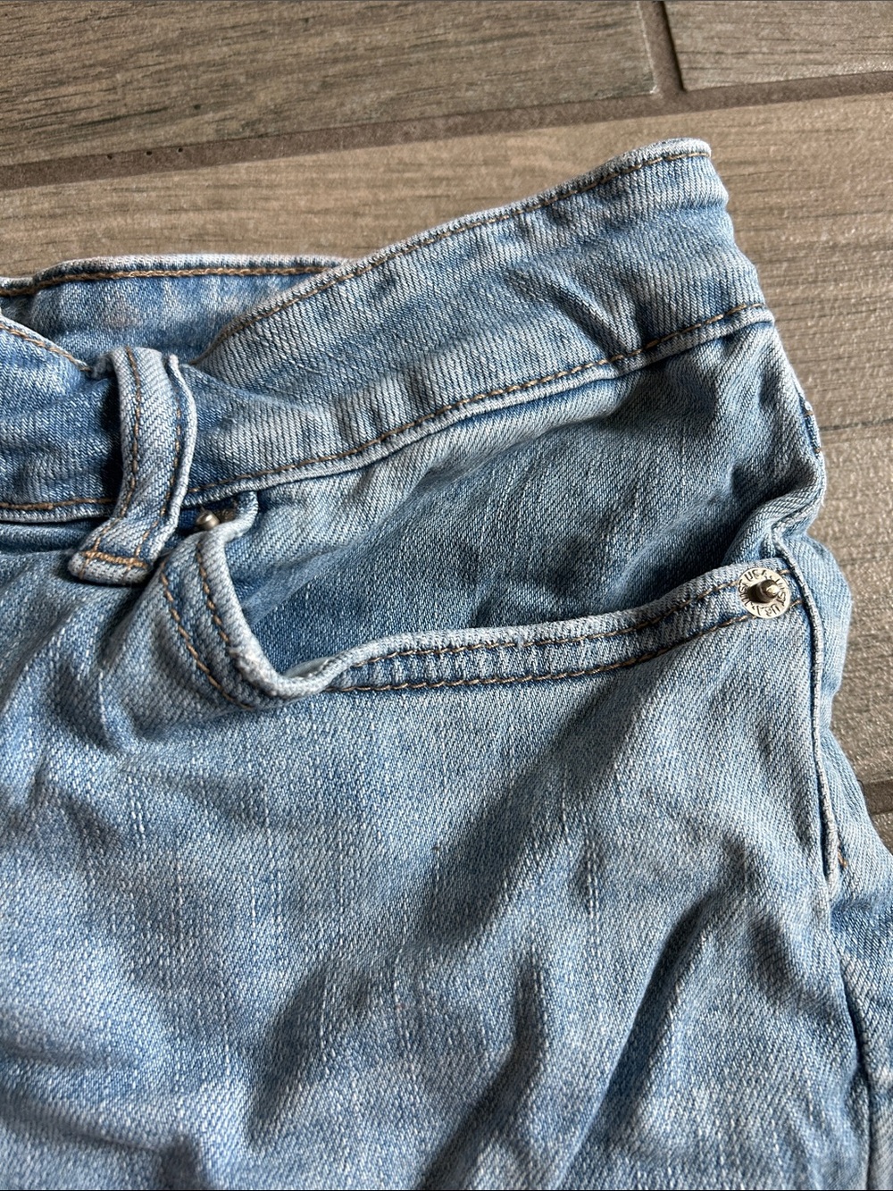 Just USA Light Blue Frayed Hem Denim Cutoff Shorts - Picture 3 of 4